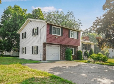 604 Lafayette, Somerset, Massachusetts, 3 Bedrooms Bedrooms, 6 Rooms Rooms,2 BathroomsBathrooms,Residential,For Sale,Lafayette,73411993