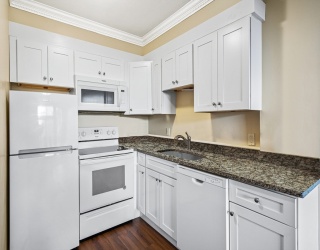 36 Eliot St, Boston, Massachusetts, 2 Bedrooms Bedrooms, 3 Rooms Rooms,2 BathroomsBathrooms,Residential Lease,For Rent,Eliot St,73436881