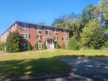 135 Union Street, Leominster, Massachusetts, 1 Bedroom Bedrooms, 3 Rooms Rooms,1 BathroomBathrooms,Residential Lease,For Rent,Union Street,73434282