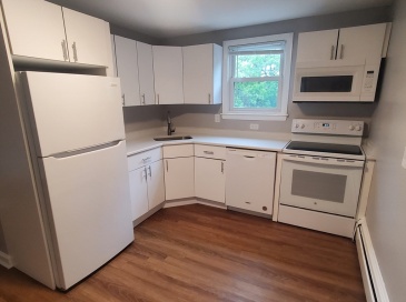 433A Sea Street, Quincy, Massachusetts, 2 Bedrooms Bedrooms, 4 Rooms Rooms,1 BathroomBathrooms,Residential Lease,For Rent,Sea Street,73379058
