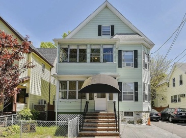 23 Fairmont, Malden, Massachusetts, 3 Bedrooms Bedrooms, 5 Rooms Rooms,1 BathroomBathrooms,Residential Lease,For Rent,Fairmont,73423897