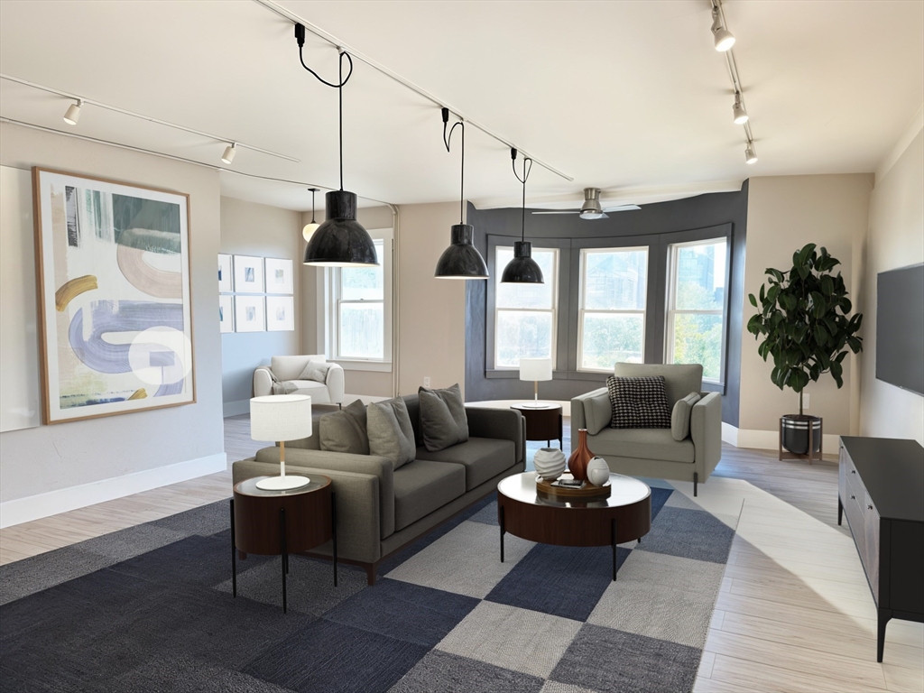 63 Maverick Sq, Boston, Massachusetts, 1 Bedroom Bedrooms, 2 Rooms Rooms,1 BathroomBathrooms,Residential Lease,For Rent,Maverick Sq,73424423