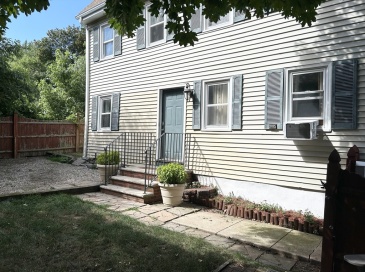 8 Scotia St, Salem, Massachusetts, 4 Bedrooms Bedrooms, 7 Rooms Rooms,1 BathroomBathrooms,Residential,For Sale,Scotia St,73374260