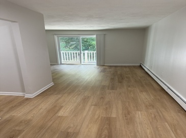 50 Francis, Holbrook, Massachusetts, 2 Rooms Rooms,1 BathroomBathrooms,Residential Lease,For Rent,Francis,73426274