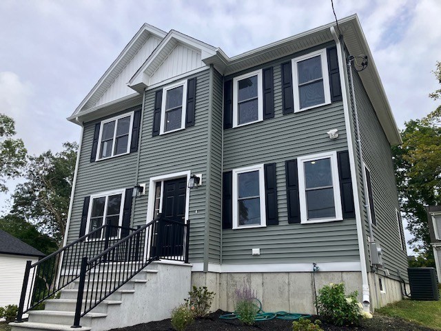 160 Hapwell St., New Bedford, Massachusetts, 3 Bedrooms Bedrooms, 6 Rooms Rooms,2.5 BathroomsBathrooms,Residential,For Sale,Hapwell St.,73333930