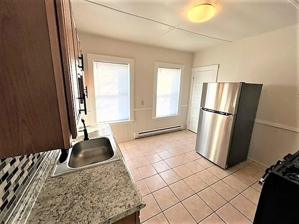109 Capen Street, Boston, Massachusetts, 3 Bedrooms Bedrooms, 5 Rooms Rooms,1 BathroomBathrooms,Residential Lease,For Rent,Capen Street,73417519