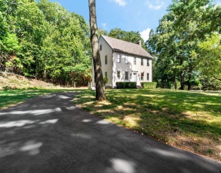 8 Osprey Dr, Berkley, Massachusetts, 3 Bedrooms Bedrooms, 7 Rooms Rooms,1.5 BathroomsBathrooms,Residential,For Sale,Osprey Dr,73423923