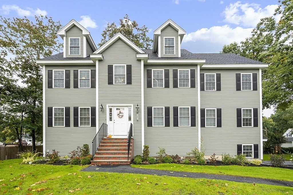 9 Woodlawn Ave, Billerica, Massachusetts, 4 Bedrooms Bedrooms, 10 Rooms Rooms,4.5 BathroomsBathrooms,Residential Lease,For Rent,Woodlawn Ave,73434374