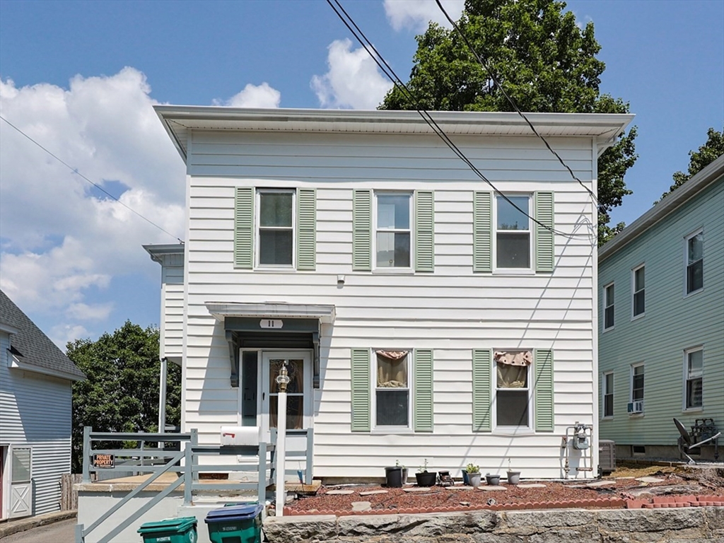 11 Belmont Street, Fitchburg, Massachusetts, 3 Bedrooms Bedrooms, 7 Rooms Rooms,2.5 BathroomsBathrooms,Residential,For Sale,Belmont Street,73404961