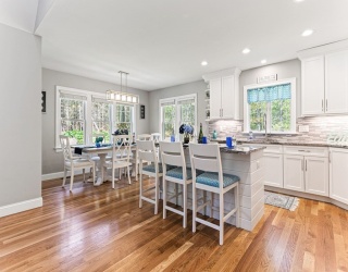 65 Saint Marks Rd, Falmouth, Massachusetts, 3 Bedrooms Bedrooms, 5 Rooms Rooms,2.5 BathroomsBathrooms,Residential Lease,For Rent,Saint Marks Rd,73403127