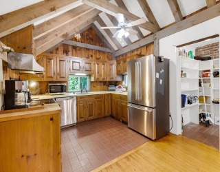 6 Turtleback Rd, Essex, Massachusetts, 2 Bedrooms Bedrooms, 6 Rooms Rooms,2 BathroomsBathrooms,Residential,For Sale,Turtleback Rd,73392657