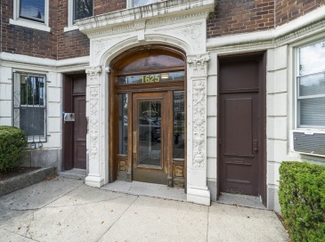 1625 Commonwealth Ave, Boston, Massachusetts, 1 Bedroom Bedrooms, 3 Rooms Rooms,1 BathroomBathrooms,Residential Lease,For Rent,Commonwealth Ave,73437071