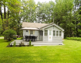 14 North Ridge St, Otis, Massachusetts, 3 Bedrooms Bedrooms, 5 Rooms Rooms,1 BathroomBathrooms,Residential,For Sale,North Ridge St,73357928