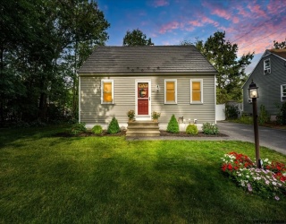 144 Whitney Ave, Manchester, New Hampshire, 4 Bedrooms Bedrooms, 8 Rooms Rooms,2 BathroomsBathrooms,Residential,For Sale,Whitney Ave,73424076