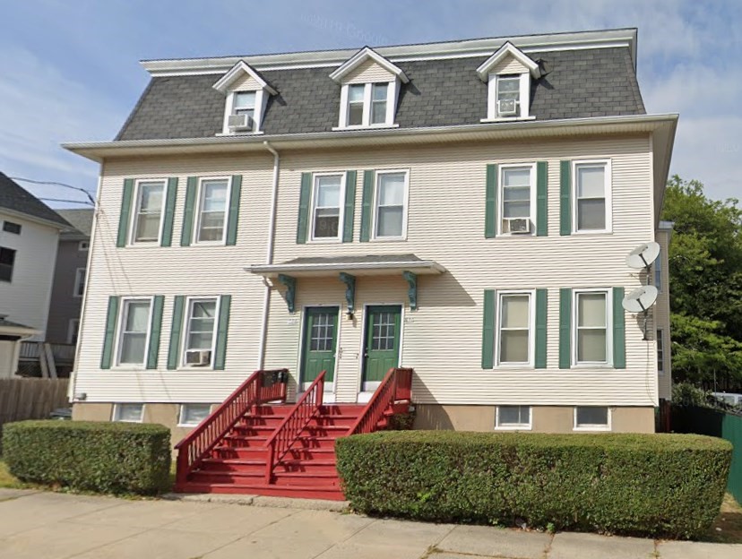 588-590 Locust St, Fall River, Massachusetts, 2 Bedrooms Bedrooms, 5 Rooms Rooms,1 BathroomBathrooms,Residential Lease,For Rent,Locust St,73447579