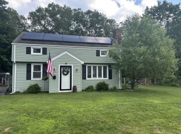 53 Walnut St, Oxford, Massachusetts, 3 Bedrooms Bedrooms, 6 Rooms Rooms,1 BathroomBathrooms,Residential,For Sale,Walnut St,73399720