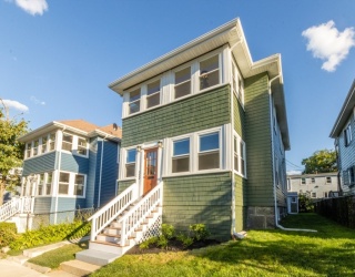 33 Pierce Ave, Boston, Massachusetts, 4 Bedrooms Bedrooms, 11 Rooms Rooms,2 BathroomsBathrooms,Residential Income,For Sale,Pierce Ave,73424727