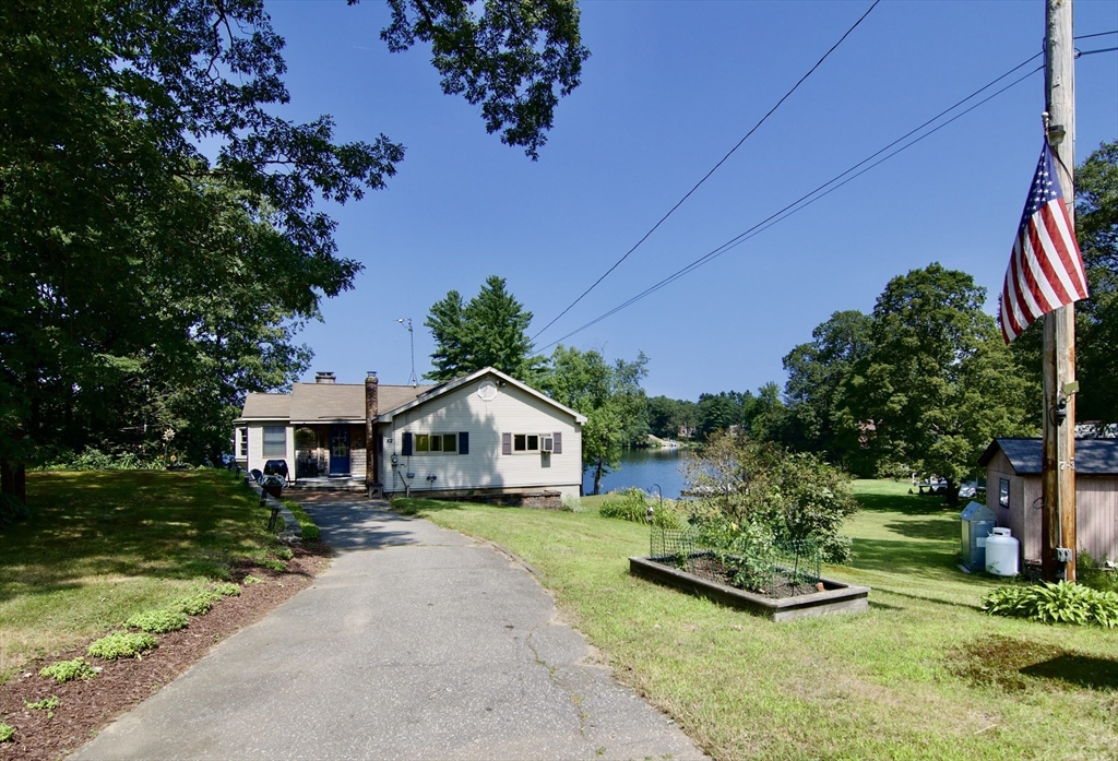 52-54 Beech St, Palmer, Massachusetts, 4 Bedrooms Bedrooms, 12 Rooms Rooms,2 BathroomsBathrooms,Residential Income,For Sale,Beech St,73415653