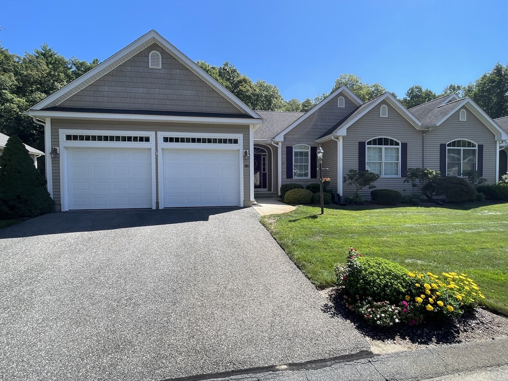 88 Tall Pines Rd, Hampden, Massachusetts, 2 Bedrooms Bedrooms, 6 Rooms Rooms,2 BathroomsBathrooms,Residential,For Sale,Tall Pines Rd,73422870