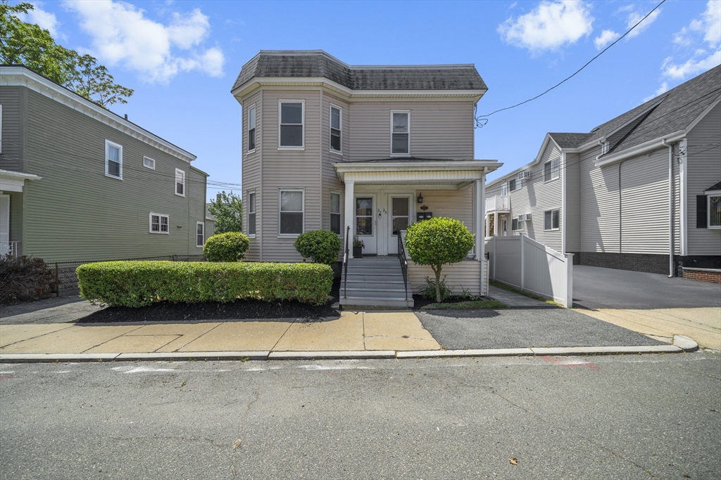 25 Cheever St, Revere, Massachusetts, 4 Bedrooms Bedrooms, 10 Rooms Rooms,2 BathroomsBathrooms,Residential Income,For Sale,Cheever St,73406300