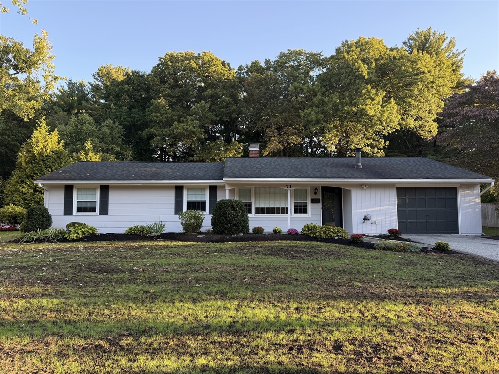 71 Eaton Rd, Framingham, Massachusetts, 3 Bedrooms Bedrooms, 7 Rooms Rooms,1.5 BathroomsBathrooms,Residential Lease,For Rent,Eaton Rd,73439659