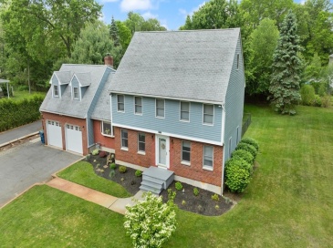 50 New Jersey Rd, Tewksbury, Massachusetts, 4 Bedrooms Bedrooms, 10 Rooms Rooms,3.5 BathroomsBathrooms,Residential,For Sale,New Jersey Rd,73386029