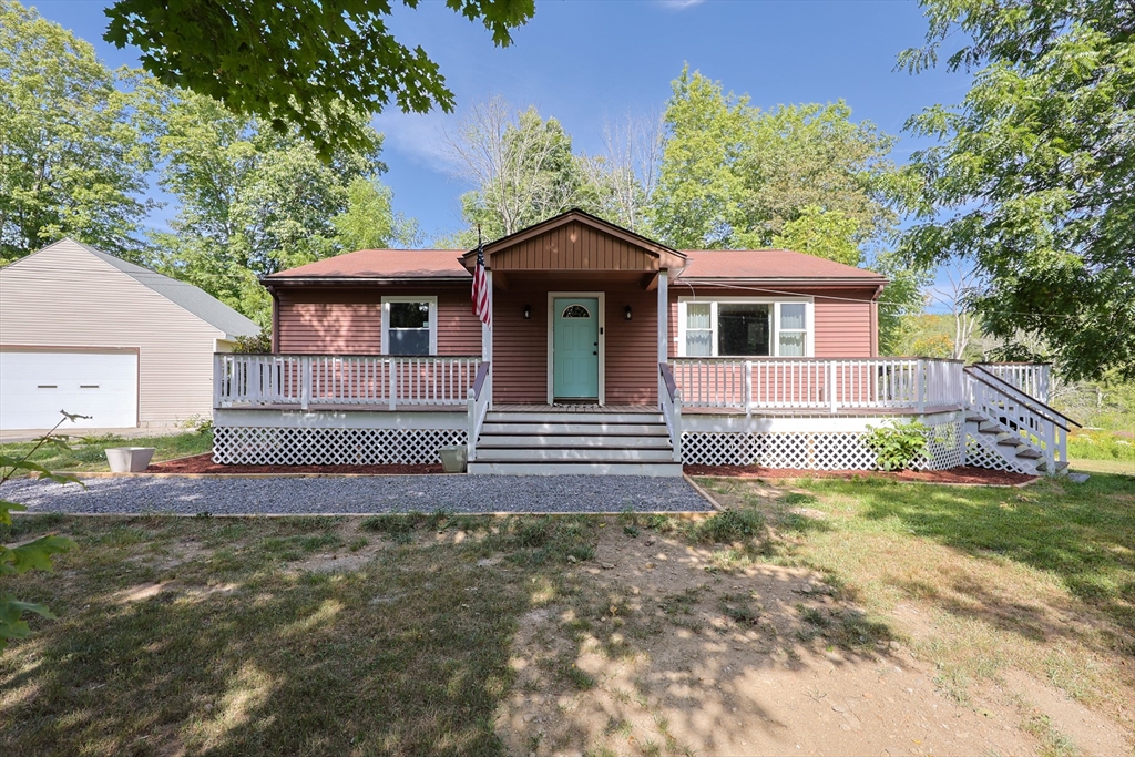 74 Breen Rd, Hardwick, Massachusetts, 2 Bedrooms Bedrooms, 4 Rooms Rooms,1 BathroomBathrooms,Residential,For Sale,Breen Rd,73421125