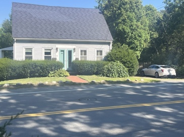 38 Fort Hill St, Hingham, Massachusetts, 2 Bedrooms Bedrooms, 6 Rooms Rooms,1 BathroomBathrooms,Residential Lease,For Rent,Fort Hill St,73441023 38 Fort Hill St, Hingham, Massachusetts, 2 Bedrooms Bedrooms, 6 Rooms Rooms,1 BathroomBathrooms,Residential Lease,For Rent,Fort Hill St,73441023