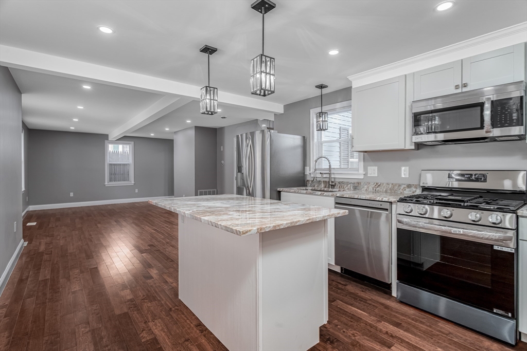 70 Sanborn Street, Fitchburg, Massachusetts, 4 Bedrooms Bedrooms, 7 Rooms Rooms,2.5 BathroomsBathrooms,Residential,For Sale,Sanborn Street,73382758