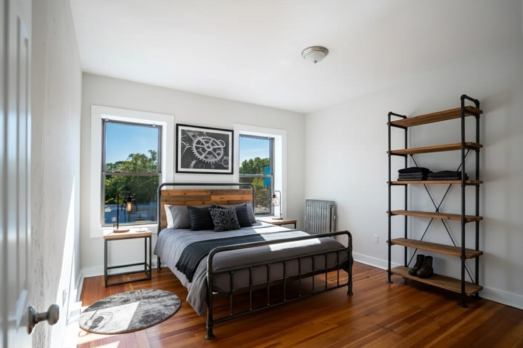 620 Columbia Rd, Boston, Massachusetts, 3 Bedrooms Bedrooms, 5 Rooms Rooms,1 BathroomBathrooms,Residential Lease,For Rent,Columbia Rd,73440188