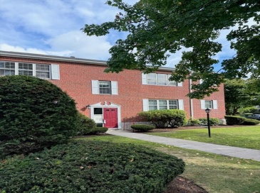 153 Lakeshore Rd, Boston, Massachusetts, 2 Bedrooms Bedrooms, 4 Rooms Rooms,1 BathroomBathrooms,Residential Lease,For Rent,Lakeshore Rd,73434271 153 Lakeshore Rd, Boston, Massachusetts, 2 Bedrooms Bedrooms, 4 Rooms Rooms,1 BathroomBathrooms,Residential Lease,For Rent,Lakeshore Rd,73434271