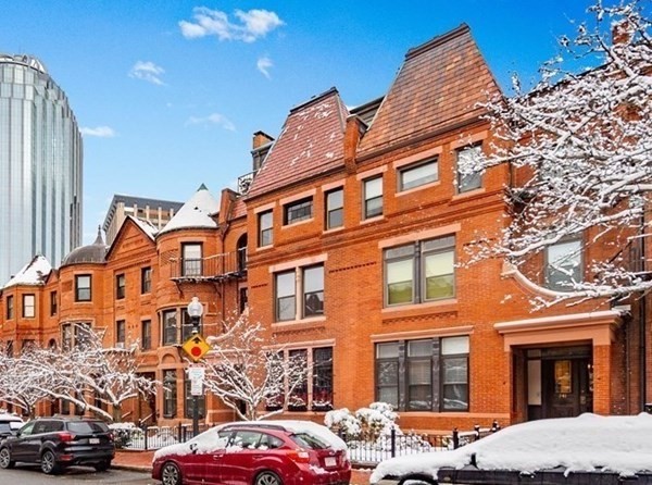 241 West Newton Street, Boston, Massachusetts, 1 Bedroom Bedrooms, 2 Rooms Rooms,1 BathroomBathrooms,Residential Lease,For Rent,West Newton Street,73399530