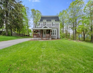 23 Schoolhouse Rd, Templeton, Massachusetts, 3 Bedrooms Bedrooms, 8 Rooms Rooms,2 BathroomsBathrooms,Residential,For Sale,Schoolhouse Rd,73439416