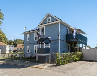28-30 Tudor St, Methuen, Massachusetts, 5 Bedrooms Bedrooms, 11 Rooms Rooms,2 BathroomsBathrooms,Residential Income,For Sale,Tudor St,73426770