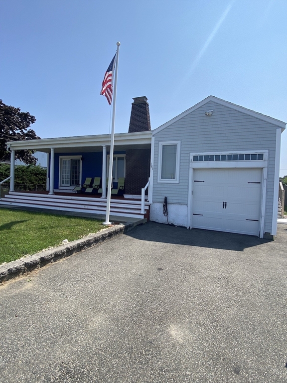 161 Rice Road, Quincy, Massachusetts, 2 Bedrooms Bedrooms, 7 Rooms Rooms,2 BathroomsBathrooms,Residential Lease,For Rent,Rice Road,73418364