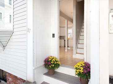87 Baxter St, Boston, Massachusetts, 4 Bedrooms Bedrooms, 8 Rooms Rooms,2.5 BathroomsBathrooms,Residential Lease,For Rent,Baxter St,73439854