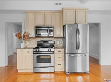 58 Oliver St, Somerville, Massachusetts, 3 Bedrooms Bedrooms, 5 Rooms Rooms,1 BathroomBathrooms,Residential Lease,For Rent,Oliver St,73415283