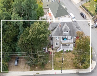 94-96 Broadway, Haverhill, Massachusetts, 6 Bedrooms Bedrooms, 15 Rooms Rooms,4 BathroomsBathrooms,Residential Income,For Sale,Broadway,73434490