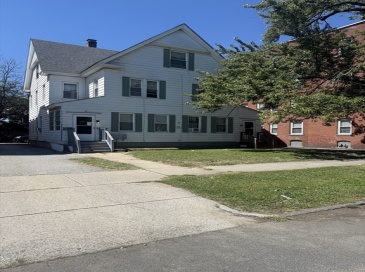 70-72 Sorrento St, Springfield, Massachusetts, 6 Bedrooms Bedrooms, 13 Rooms Rooms,2 BathroomsBathrooms,Residential Income,For Sale,Sorrento St,73430852