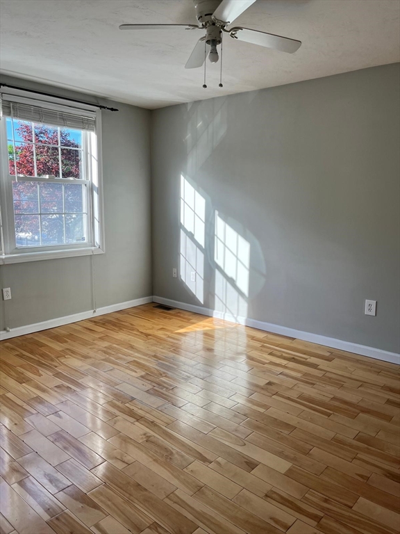 1004 North Main, Brockton, Massachusetts, 2 Bedrooms Bedrooms, 7 Rooms Rooms,2 BathroomsBathrooms,Residential Lease,For Rent,North Main,73415318