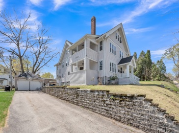 15 Clearview Ave, Worcester, Massachusetts, 11 Bedrooms Bedrooms, 14 Rooms Rooms,3 BathroomsBathrooms,Residential Income,For Sale,Clearview Ave,73367288