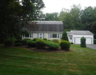 21 Old Orchard Rd, Hampden, Massachusetts, 4 Bedrooms Bedrooms, 7 Rooms Rooms,1.5 BathroomsBathrooms,Residential,For Sale,Old Orchard Rd,73399277