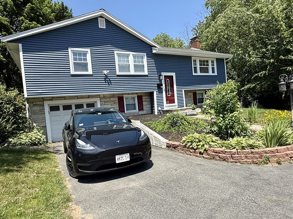 258 Plain St, Brockton, Massachusetts, 4 Bedrooms Bedrooms, 8 Rooms Rooms,2 BathroomsBathrooms,Residential,For Sale,Plain St,73395993