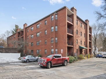 16 Winter St, Waltham, Massachusetts, 2 Bedrooms Bedrooms, 5 Rooms Rooms,2 BathroomsBathrooms,Residential,For Sale,Winter St,73343869