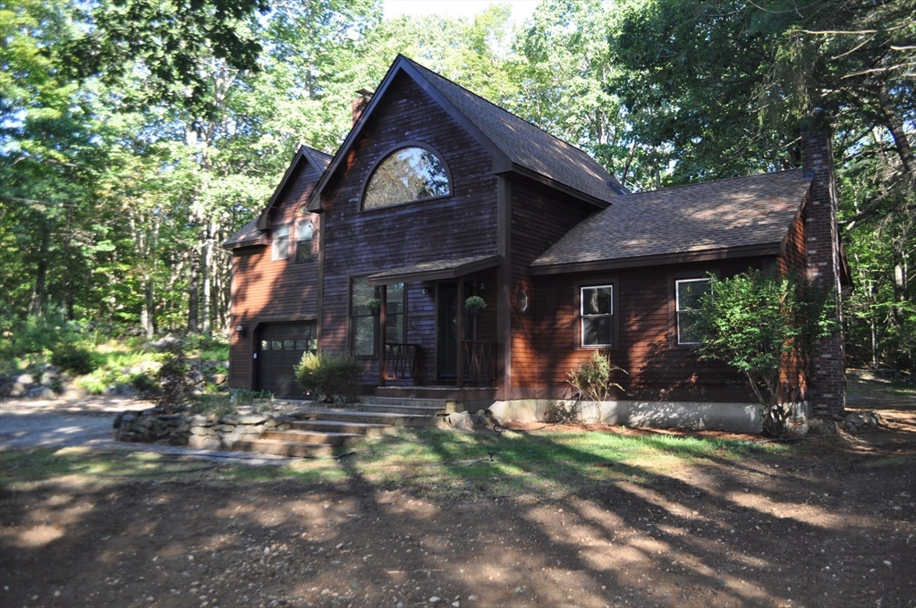 37 Grimes Rd, Hubbardston, Massachusetts, 3 Bedrooms Bedrooms, 5 Rooms Rooms,2 BathroomsBathrooms,Residential,For Sale,Grimes Rd,73422478