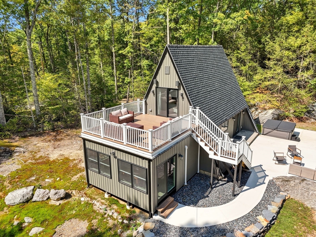 510 Pine Hill Road, Russell, Massachusetts, 2 Bedrooms Bedrooms, 5 Rooms Rooms,1 BathroomBathrooms,Residential,For Sale,Pine Hill Road,73429277