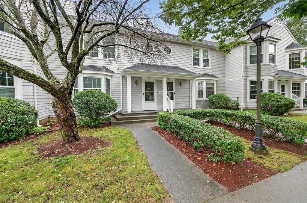 531 Dana Farms, Fairhaven, Massachusetts, 2 Bedrooms Bedrooms, 7 Rooms Rooms,2.5 BathroomsBathrooms,Residential,For Sale,Dana Farms,73436287