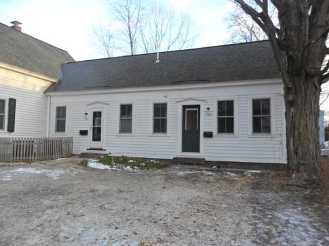 208 Union Street, Ashland, Massachusetts, 1 Bedroom Bedrooms, 3 Rooms Rooms,1 BathroomBathrooms,Residential Lease,For Rent,Union Street,73422420