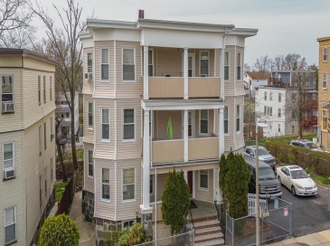 20 Greenock St, Boston, Massachusetts, 11 Bedrooms Bedrooms, 18 Rooms Rooms,3.5 BathroomsBathrooms,Residential Income,For Sale,Greenock St,73423833