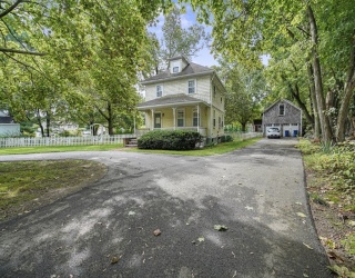 72 School Street, Seekonk, Massachusetts, 3 Bedrooms Bedrooms, 6 Rooms Rooms,1.5 BathroomsBathrooms,Residential,For Sale,School Street,73428295